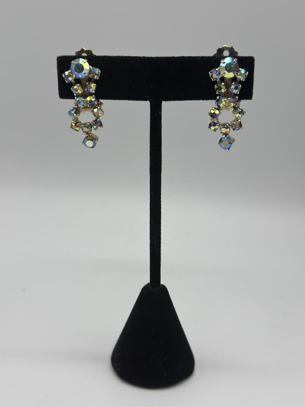 ✨ Vintage Mid-Century Aurora Borealis AB Rhinestone Cascading Dangle Earrings ✨